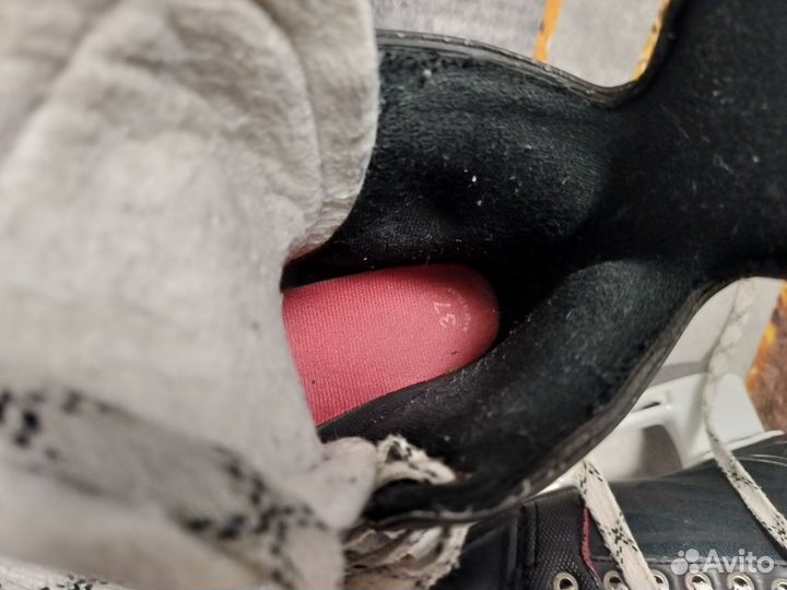 Коньки хоккейные детские размер 37