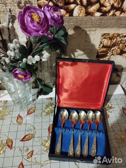 Винтаж-Набор позолоченных чайных ложек СССР