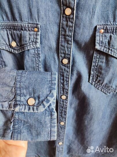 Женская джинсовая рубашка 40 размер