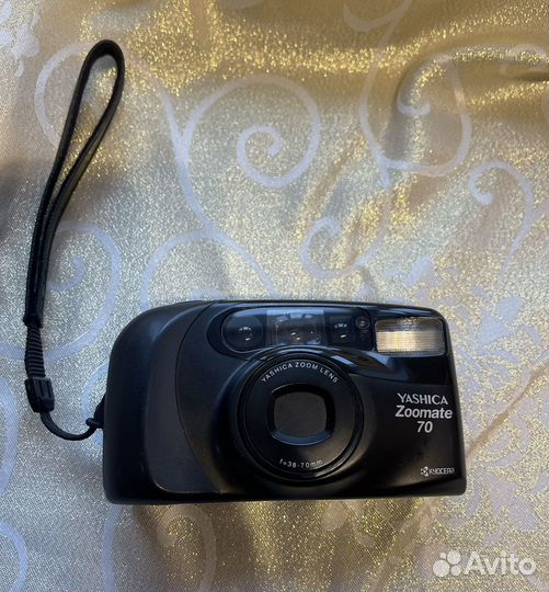 Плёночный фотоаппарат Yashica Zoomate 70