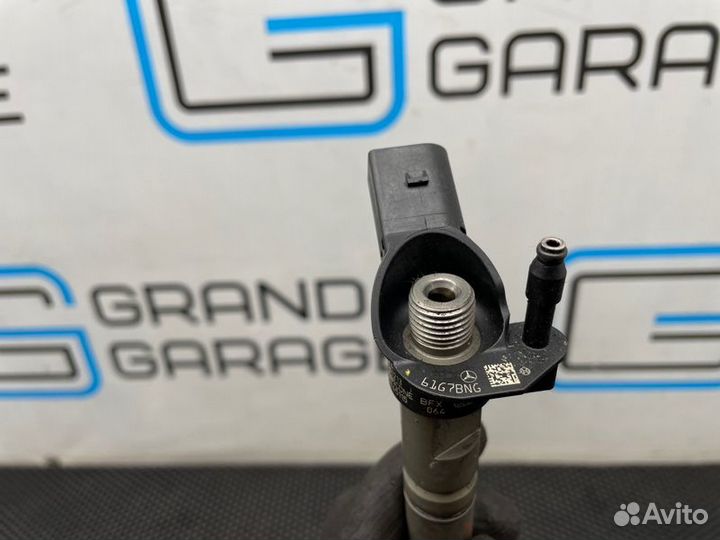 Форсунка топливная Mercedes-Benz E-Class W211