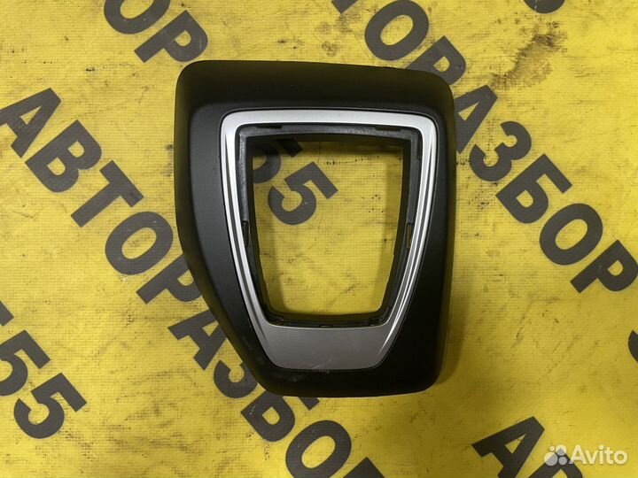 Накладка декоративная BMW X1 E84