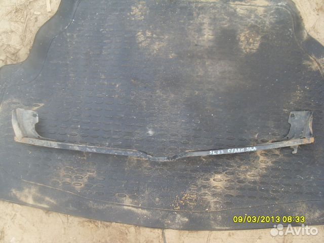 Усилитель заднего бампера Suzuki Liana 2003г