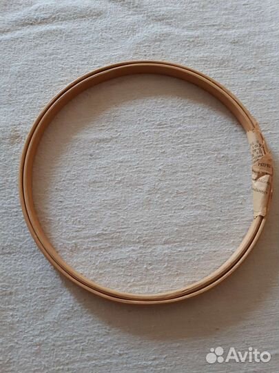 Пяльцы для вышивания новые