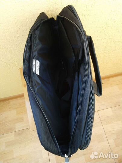 Сумка для ноутбука новая