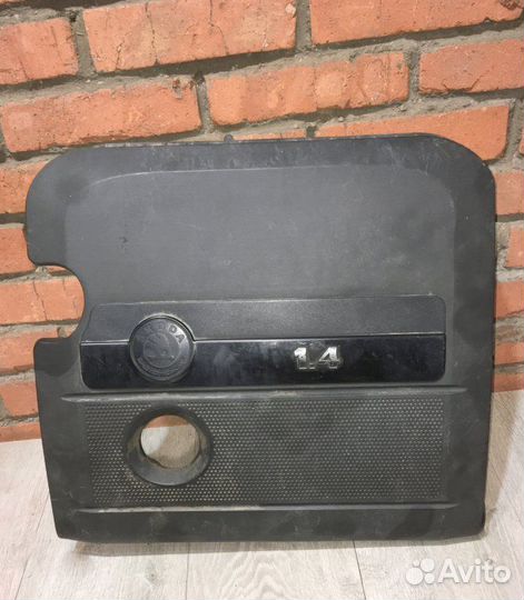 Корпус воздушного фильтра Skoda Octavia A5