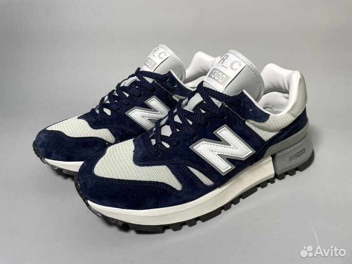 Кроссовки New Balance 1300