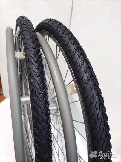 Колесо 24х1,3/8 пневмат. черное (пара)