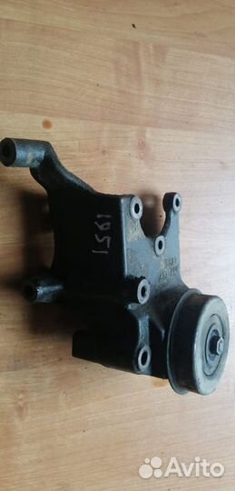 Кронштейн гидроусилителя гура Carisma