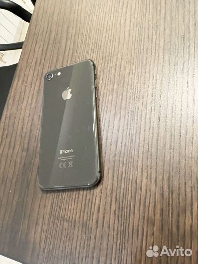 iPhone 8, 64 ГБ