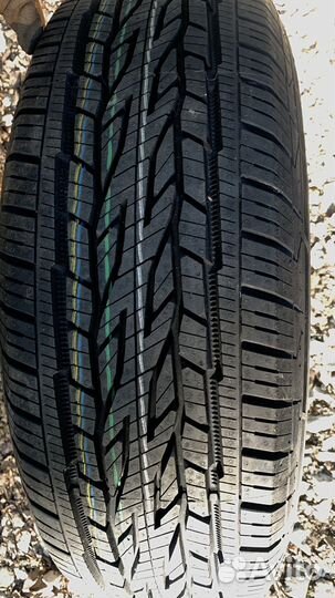 Continental ContiCrossContact LX2 215/65 R16