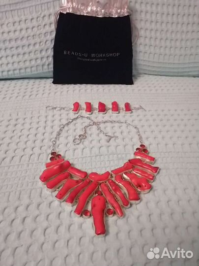 Колье ожерелье