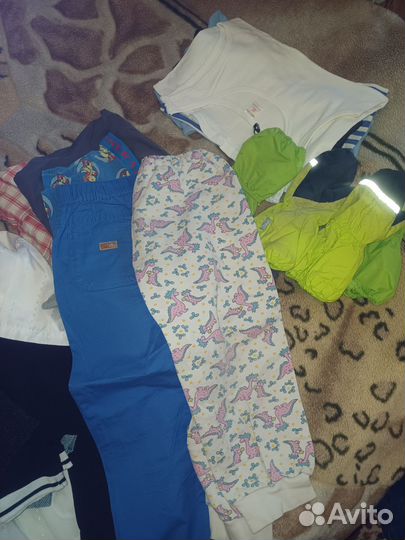 Отдам бесплатно вещи д/м р.110- 116-122