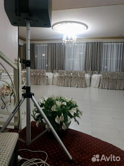 Банкетный зал (Белый Рояль)