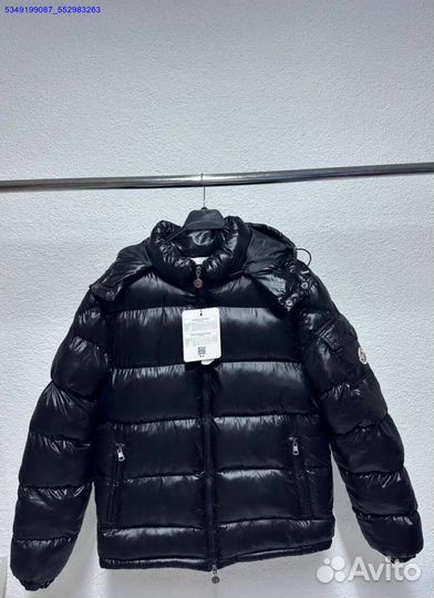 Пуховик Moncler с Nfc