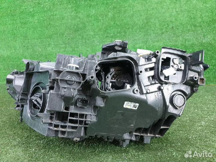 Фара правая BMW 4-Series/M4