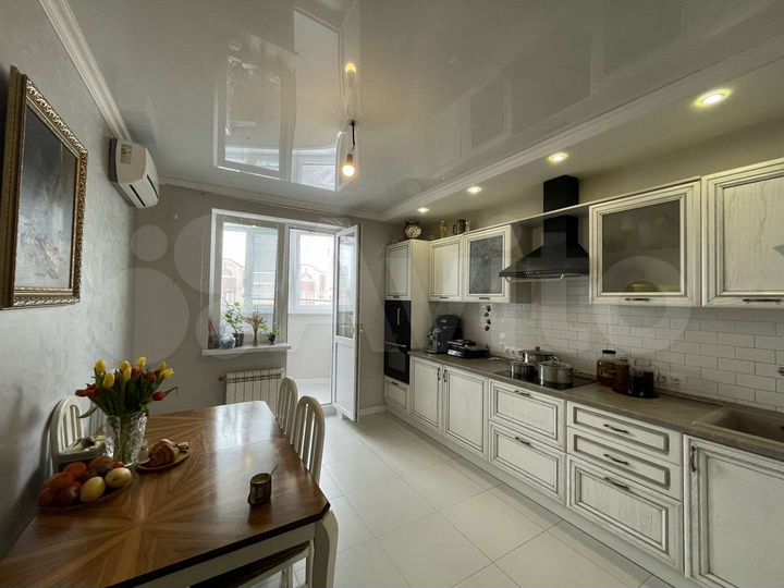 3-к. квартира, 107 м², 9/24 эт.