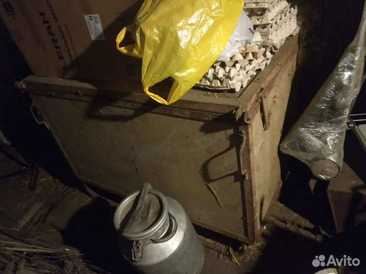 Лари металлические