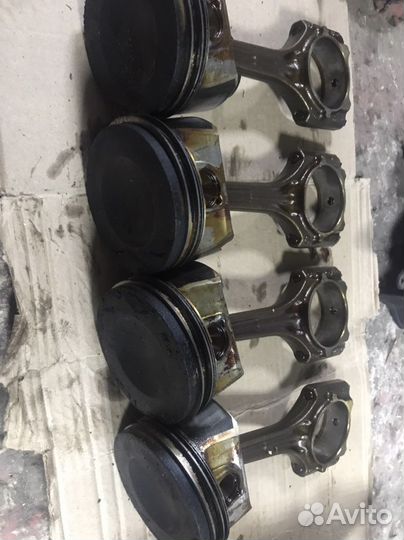 Поршень шатун Volkswagen Passat B6