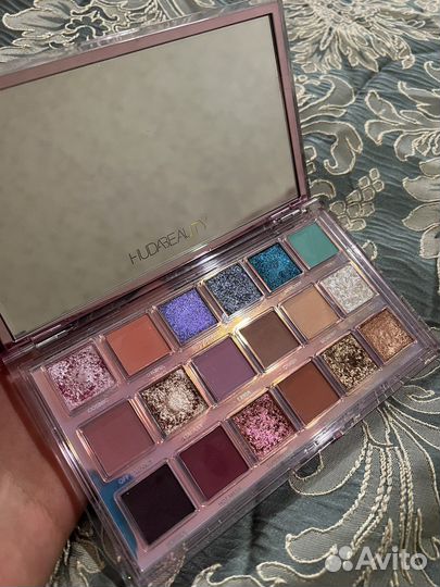 Палетки теней Huda beauty оригинал