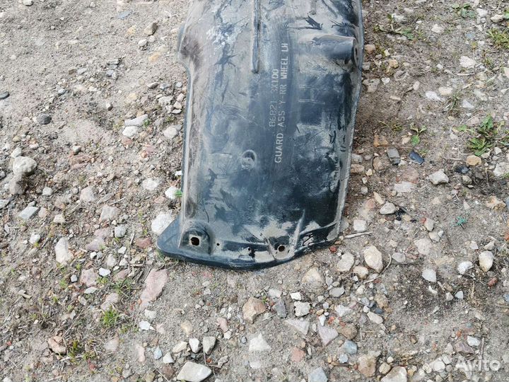 Подкрылок задний левый Hyundai Elantra