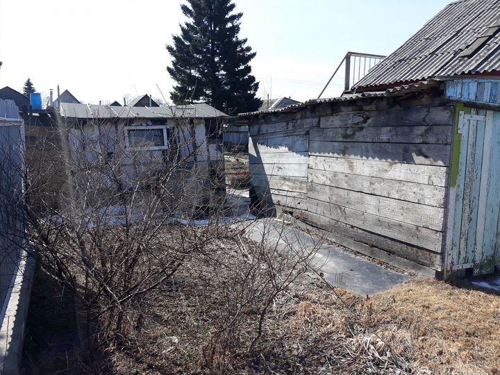 Дом 30 м² на участке 6 сот.