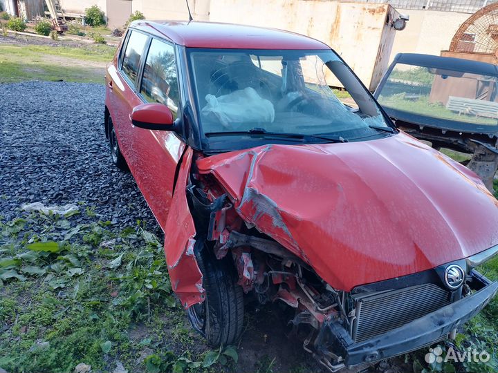 В разборе Skoda Fabia 2 Рестайлинг на бу Запчасти