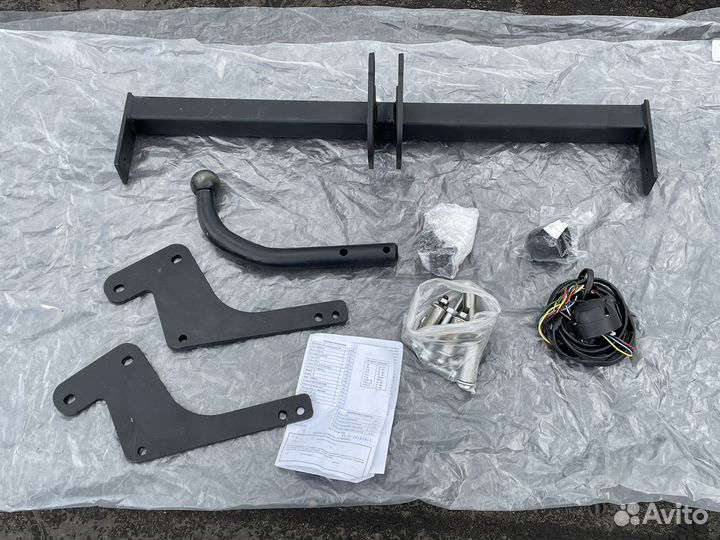 Фаркоп на renault duster 2019г