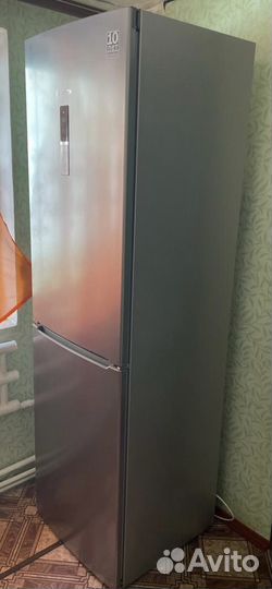 Холодильник Bosch Серия 4