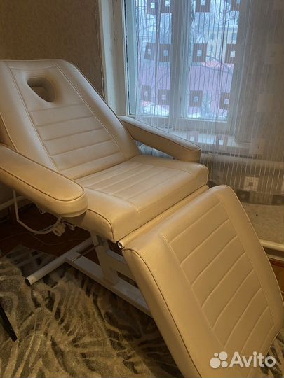 Кушетка/кресло массажное