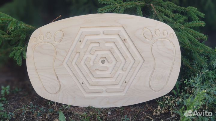 Балансборд с лабиринтом