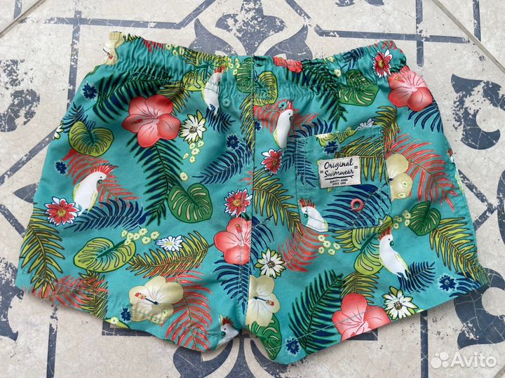 Купальные шорты 2-3 года и 3-4 года