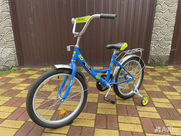 Детский велосипед Novatrack 20