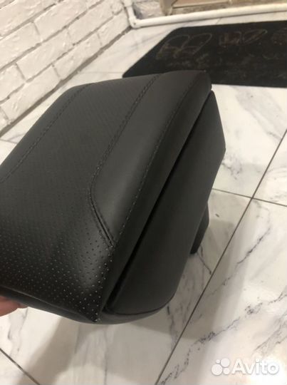 Подлокотник ford focus 3