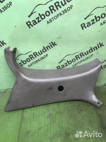 Накладка (кузов внутри) Nissan March (K11) II 2-й