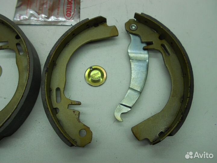 Opel Kadet/GT/Olympia Задние Тормозные Колодки