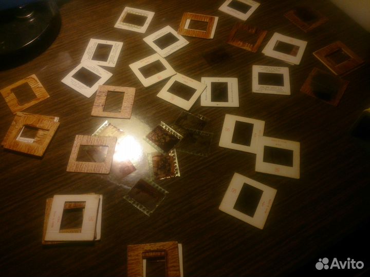 Диаскоп со слайдами. Часть слайдов расслоилась