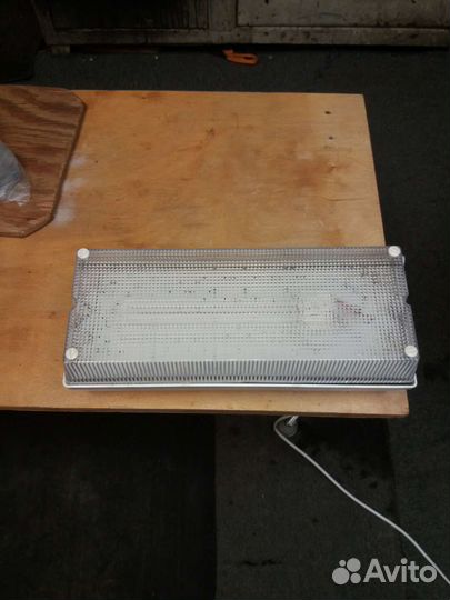 Светильник с аккамулятором