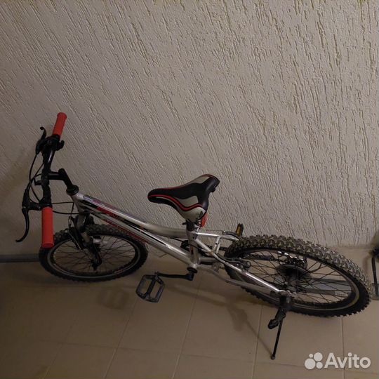 Велосипед maxxpro