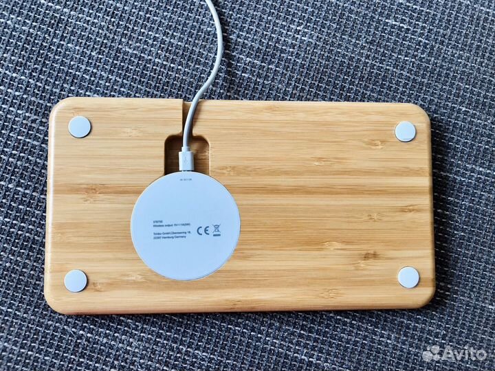 Подставка с зарядкой