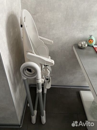 Детский стульчик для кормления