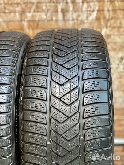 Pirelli Winter Sottozero 3 245/45 R17