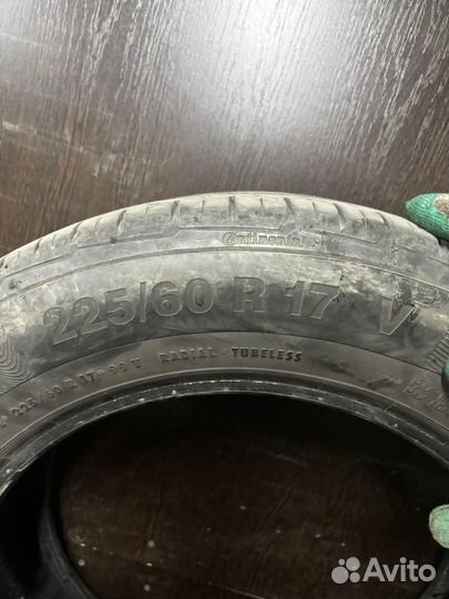 Continental ContiPremiumContact 5 225/60 R17