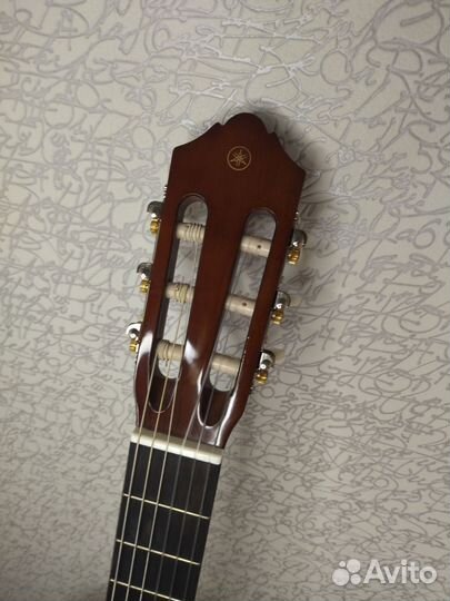 Классическая гитара Yamaha c40