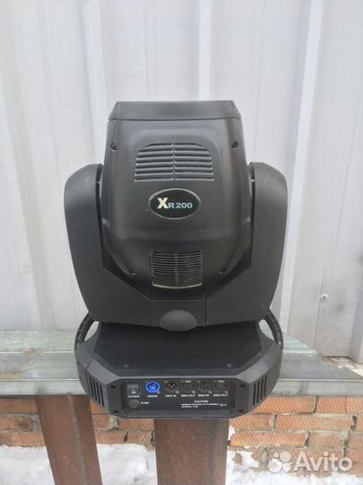 Вращающаяся голова PR-Lighting XR200 Beam