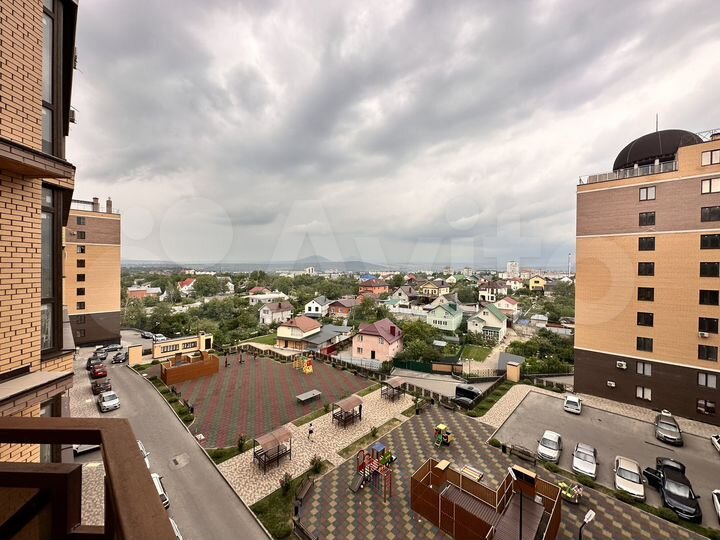 2-к. квартира, 81,7 м², 9/10 эт.