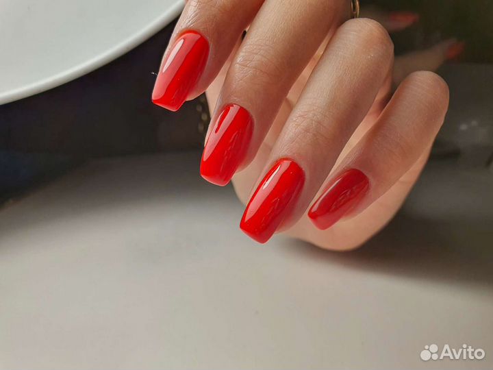 Маникюр,педикюр,наращивание ногтей