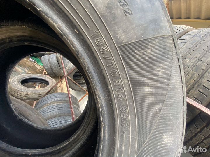 Yokohama BluEarth-ES ES32 185/70 R14