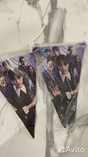 Аксессуары для дня рождения Уэнсдей