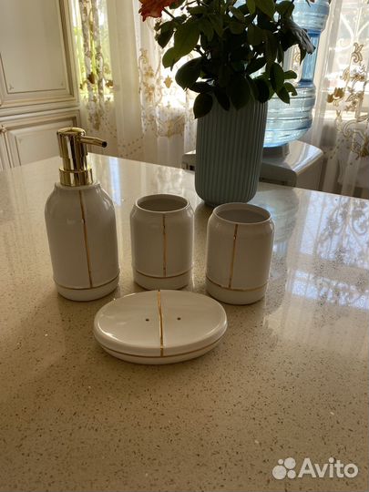 Набор керамический для ванной